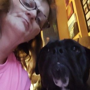 Meet your Posher, April